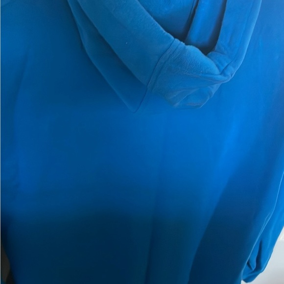 Oakley full zip hoodie size L - Picture 3 of 4